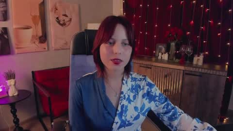 Snapshot of viviennehebert chatting on May 11, 2026, 2:45 pm Vivienne online show from May 11, 2026, 2:45 pm
