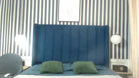 Snapshot of viviennerosette chatting on September 18, 2025, 12:18 pm Vivian online show from September 18, 2025, 12:18 pm