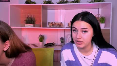 Snapshot of vivy_star chatting on October 22, 2025, 7:24 pm vivy_star online show from October 22, 2025, 7:24 pm