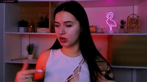 Snapshot of vivy_star chatting on November 14, 2025, 12:48 pm vivy_star online show from November 14, 2025, 12:48 pm