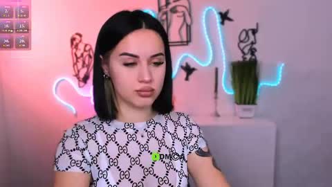 vivy_star online show from March 15, 2026, 7:42 pm