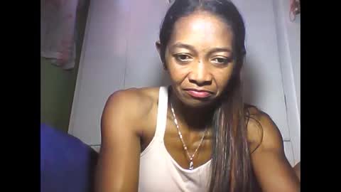 Snapshot of vixen_lina chatting on May 2, 2026, 1:49 pm vixen_lina online show from May 2, 2026, 1:49 pm