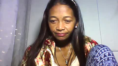 Snapshot of vixen_lina chatting on June 24, 2026, 6:40 pm vixen_lina online show from June 24, 2026, 6:40 pm