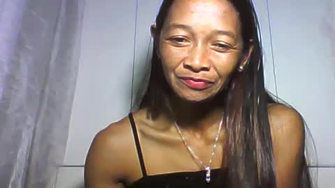 Snapshot of vixen_lina chatting on July 8, 2026, 6:01 pm vixen_lina online show from July 8, 2026, 6:01 pm
