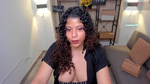 Vixenia online show from April 2, 2026, 12:52 am