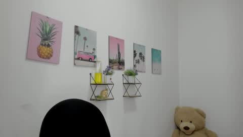 vixenlust17 online show from February 13, 2026, 2:18 am