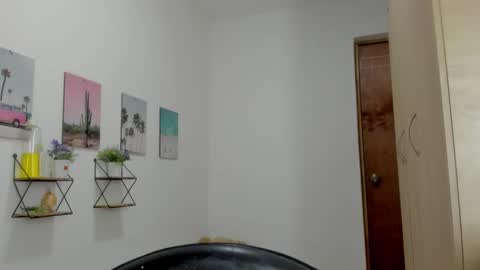 vixenlust17 online show from February 24, 2026, 1:36 am