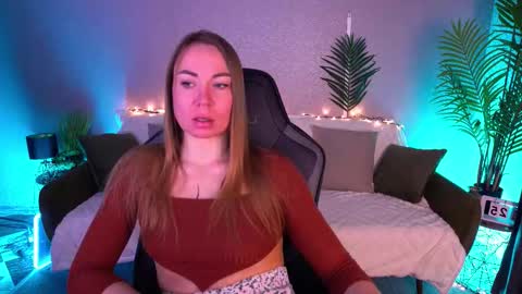 Ur Lady online show from March 25, 2026, 8:04 pm