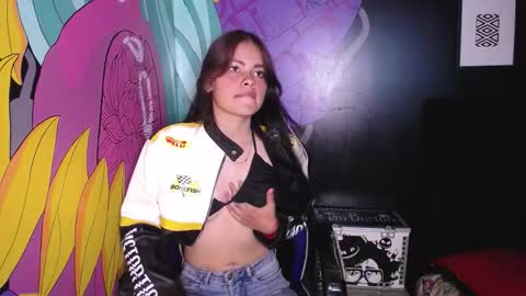 Vixennp online show from November 30, 2025, 3:54 am