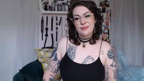 VIXIN online show from May 1, 2026, 4:33 pm
