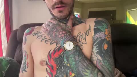 VJ online show from November 3, 2025, 2:18 pm