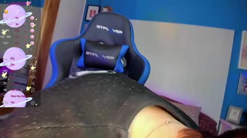 Snapshot of vladhellsing4 chatting on January 30, 2025, 9:25 pm Vlad  online show from January 30, 2025, 9:25 pm