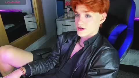 Snapshot of vladhellsing4 chatting on October 2, 2025, 2:46 pm Vlad  online show from October 2, 2025, 2:46 pm