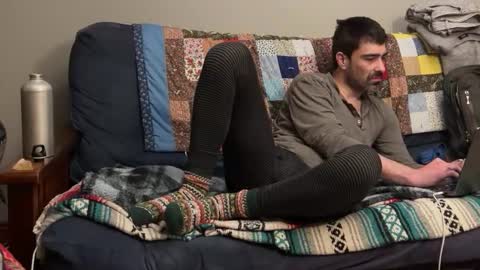 Snapshot of vohtjon chatting on February 15, 2026, 7:27 am renots online show from February 15, 2026, 7:27 am