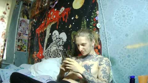 Elf online show from November 6, 2025, 9:54 am