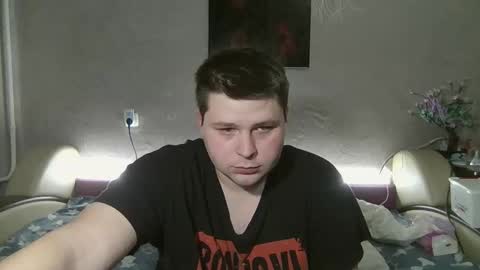 Volshebnik1302 online show from February 26, 2025, 7:27 pm