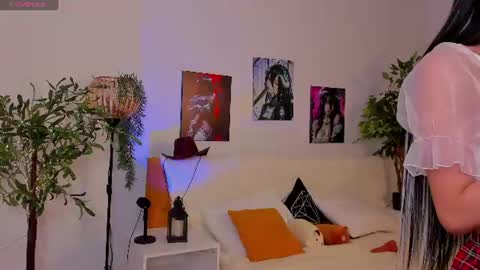 Snapshot of vonen_ray chatting on June 8, 2026, 10:15 am Vonen online show from June 8, 2026, 10:15 am