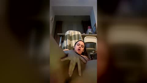 Snapshot of vonessa_crown123098 chatting on March 27, 2026, 12:16 am vonessa_crown123098 online show from March 27, 2026, 12:16 am