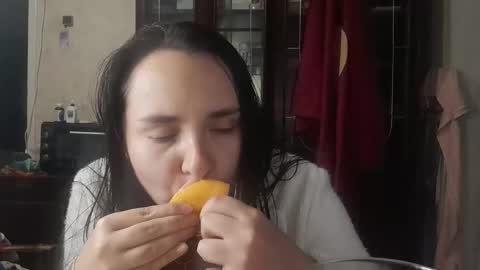 voulezvous_angel online show from November 6, 2025, 1:50 am