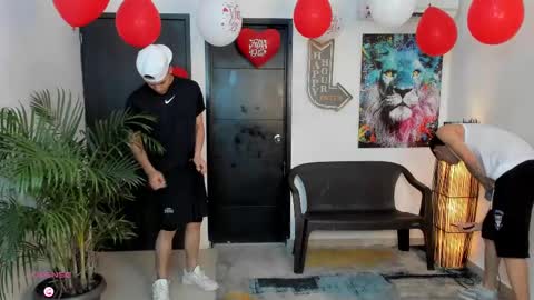 Snapshot of voyeurism_guys chatting on September 21, 2025, 10:55 pm voyeurism_guys online show from September 21, 2025, 10:55 pm