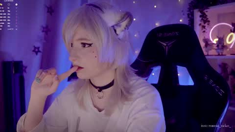 vronnier online show from September 28, 2025, 6:13 pm