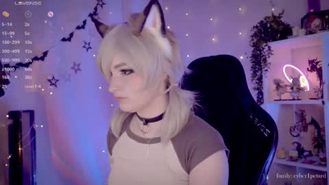 vronnier online show from November 26, 2025, 2:07 pm