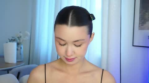 Ethal - thank you for thumb up online show from May 6, 2026, 1:47 am