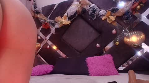 Snapshot of vvioleta_ chatting on December 14, 2024, 9:18 am Violeta online show from December 14, 2024, 9:18 am