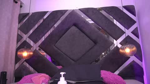 Snapshot of vvioleta_ chatting on January 22, 2025, 3:09 am Violeta online show from January 22, 2025, 3:09 am