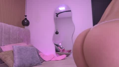 Violeta online show from June 9, 2026, 3:18 am