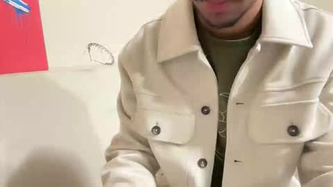 vvip_prem online show from November 28, 2025, 1:41 am