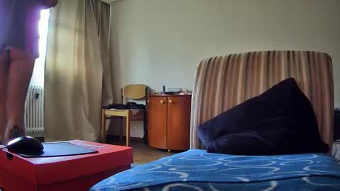 Snapshot of vype121 chatting on September 22, 2025, 8:49 am vype121 online show from September 22, 2025, 8:49 am