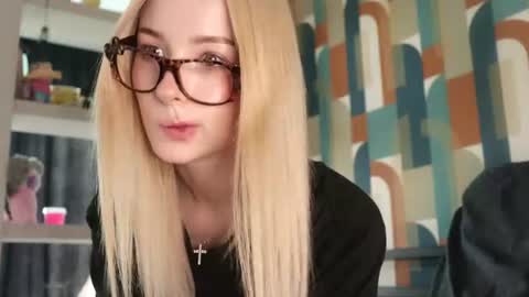 Nana online show from July 9, 2026, 10:08 am