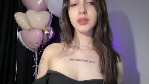 Snapshot of w33d7 chatting on January 24, 2025, 9:37 pm Alice  Before pvt write to me in PM  online show from January 24, 2025, 9:37 pm