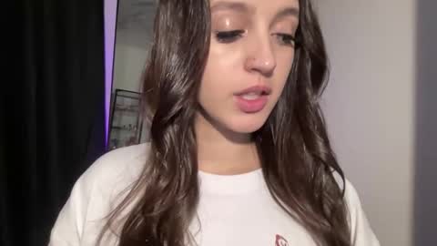 Snapshot of w33d7 chatting on March 12, 2025, 3:24 am Alice  Before pvt write to me in PM  online show from March 12, 2025, 3:24 am