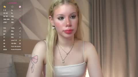  Lina online show from April 30, 2026, 6:58 pm
