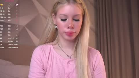  Lina online show from May 1, 2026, 10:03 pm