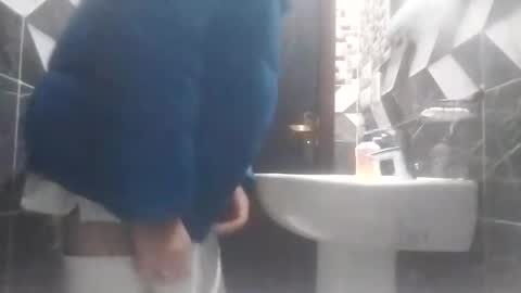 Snapshot of waleeromance chatting on December 14, 2025, 6:34 pm Hothardick online show from December 14, 2025, 6:34 pm