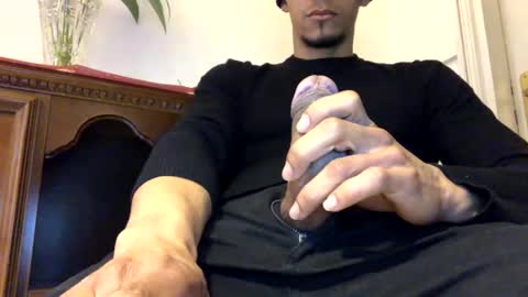 Snapshot of wali170097 chatting on December 21, 2024, 3:53 pm ghhhgh online show from December 21, 2024, 3:53 pm