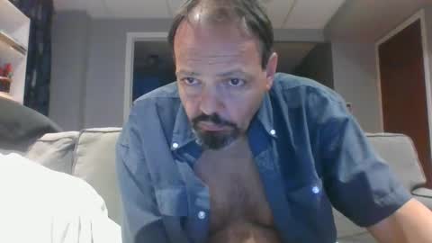 walker033 online show from September 20, 2025, 2:34 am