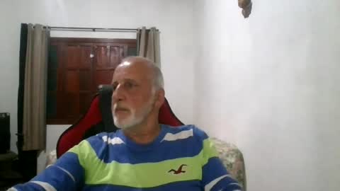 Snapshot of walmen20222 chatting on July 12, 2026, 10:45 pm walmen20222 online show from July 12, 2026, 10:45 pm