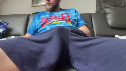 walterwhite94 online show from May 10, 2026, 3:06 pm