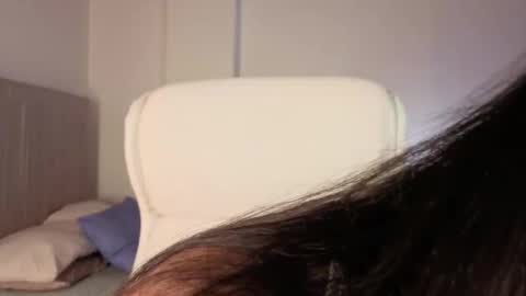 walton_abieca_ online show from September 26, 2025, 3:21 am