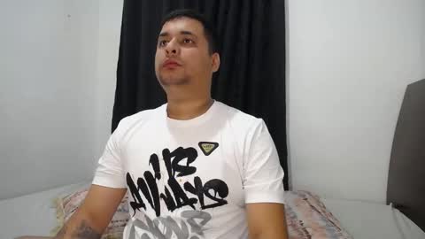 Wanda and Ember online show from February 6, 2025, 12:33 am