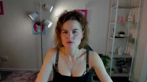 Wanda online show from February 15, 2026, 1:31 pm