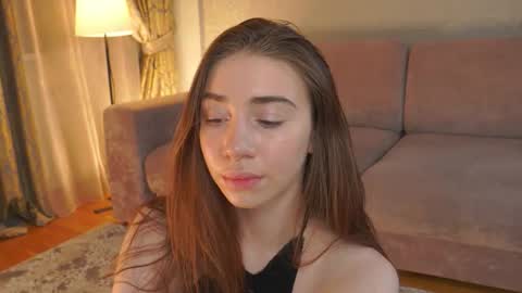 hello guys im Lilian online show from February 5, 2026, 3:11 am