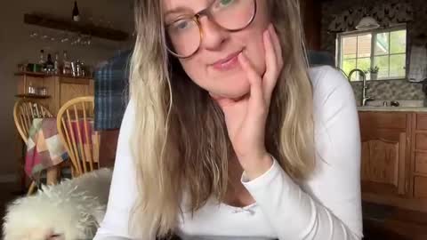 Snapshot of wanderlustjade chatting on January 6, 2025, 6:31 pm Jade  Adonis online show from January 6, 2025, 6:31 pm