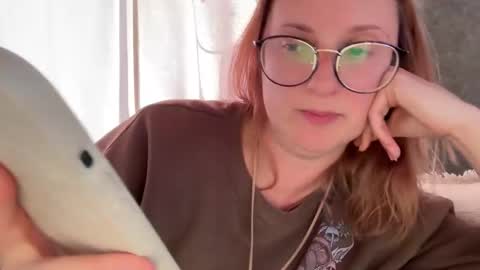 Snapshot of wanderlustjade chatting on April 20, 2026, 9:49 pm Jade Adonis online show from April 20, 2026, 9:49 pm