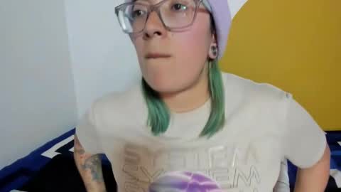 Snapshot of waningrosee chatting on November 23, 2025, 11:48 pm Waningrose Lu online show from November 23, 2025, 11:48 pm