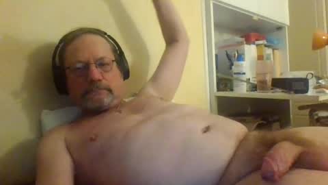 Snapshot of wanky357 chatting on July 2, 2026, 10:27 pm Tibo Love online show from July 2, 2026, 10:27 pm